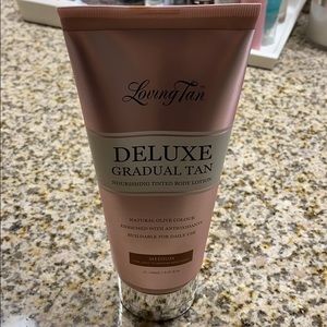 Loving Tan Deluxe Gradual Tan Lotion